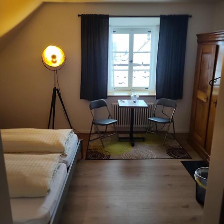 Gasthaus "Hotel Hirschen" Beromünster Екстериор снимка