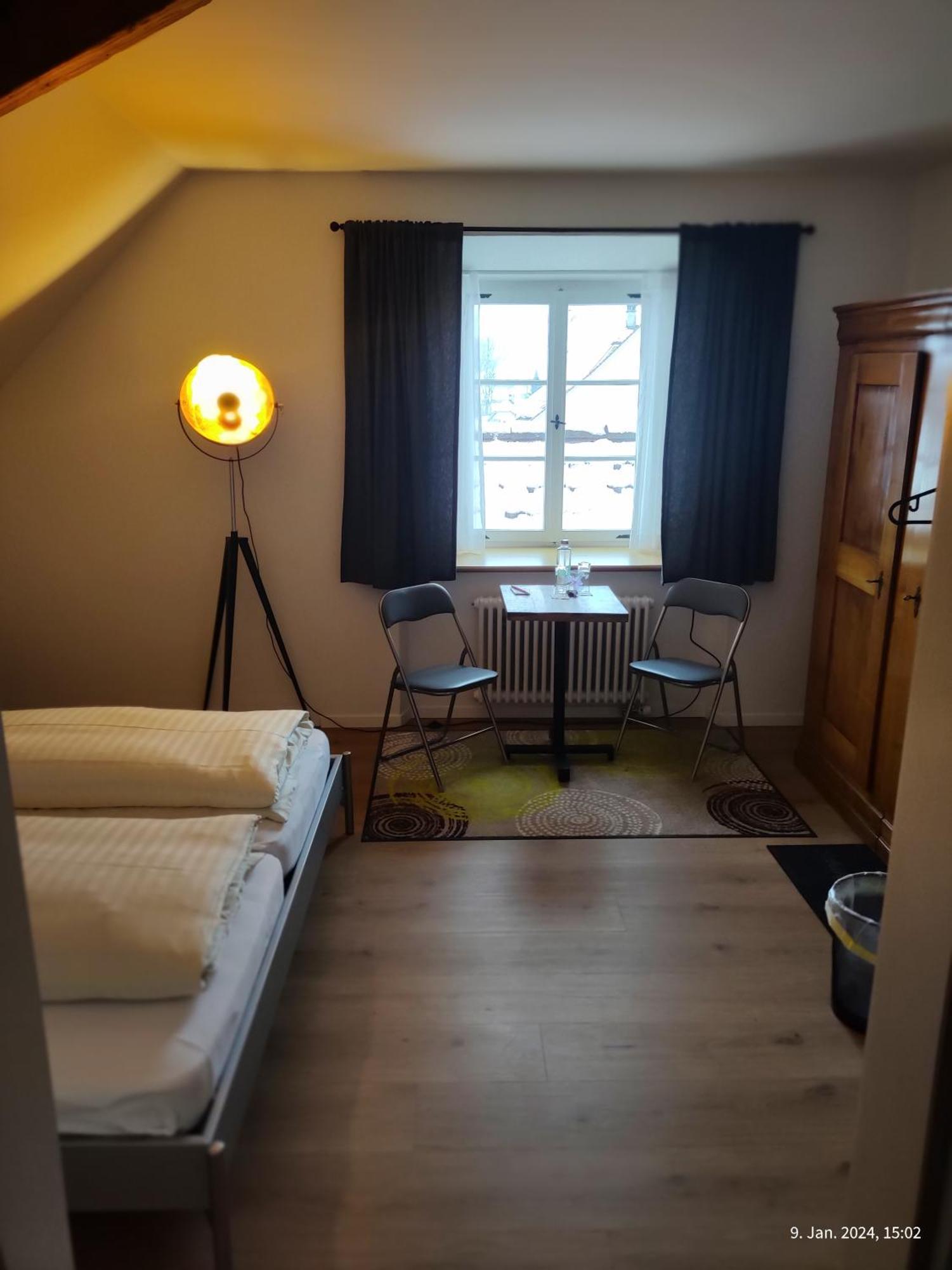 Gasthaus "Hotel Hirschen" Beromünster Екстериор снимка