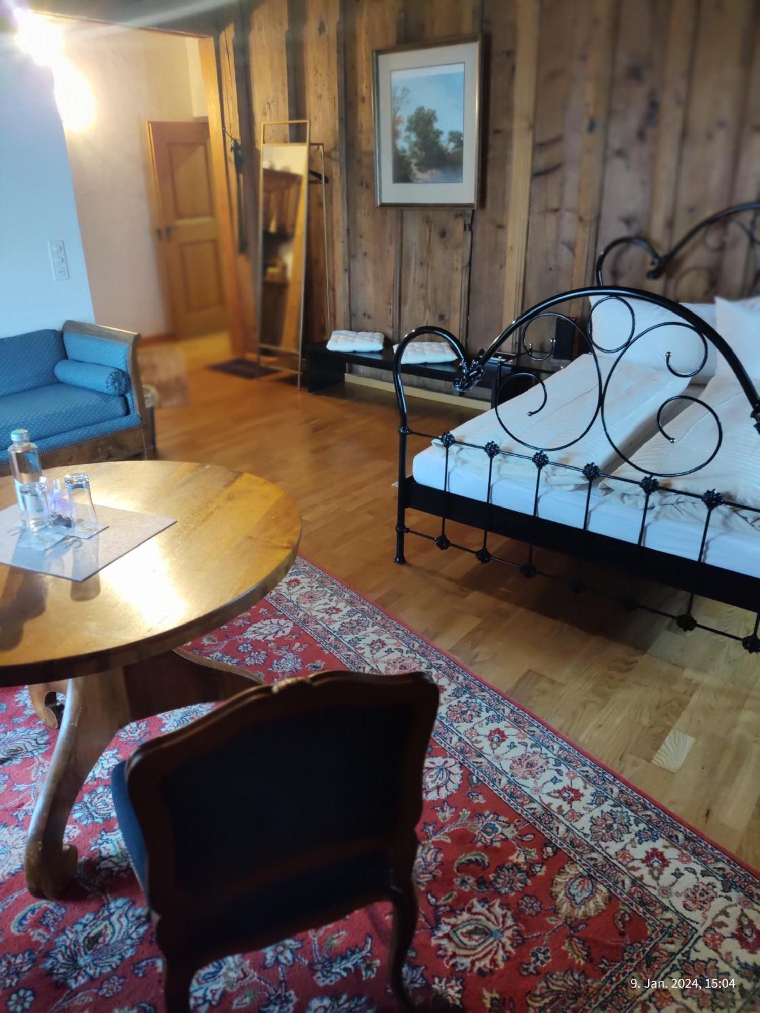 Gasthaus "Hotel Hirschen" Beromünster Екстериор снимка