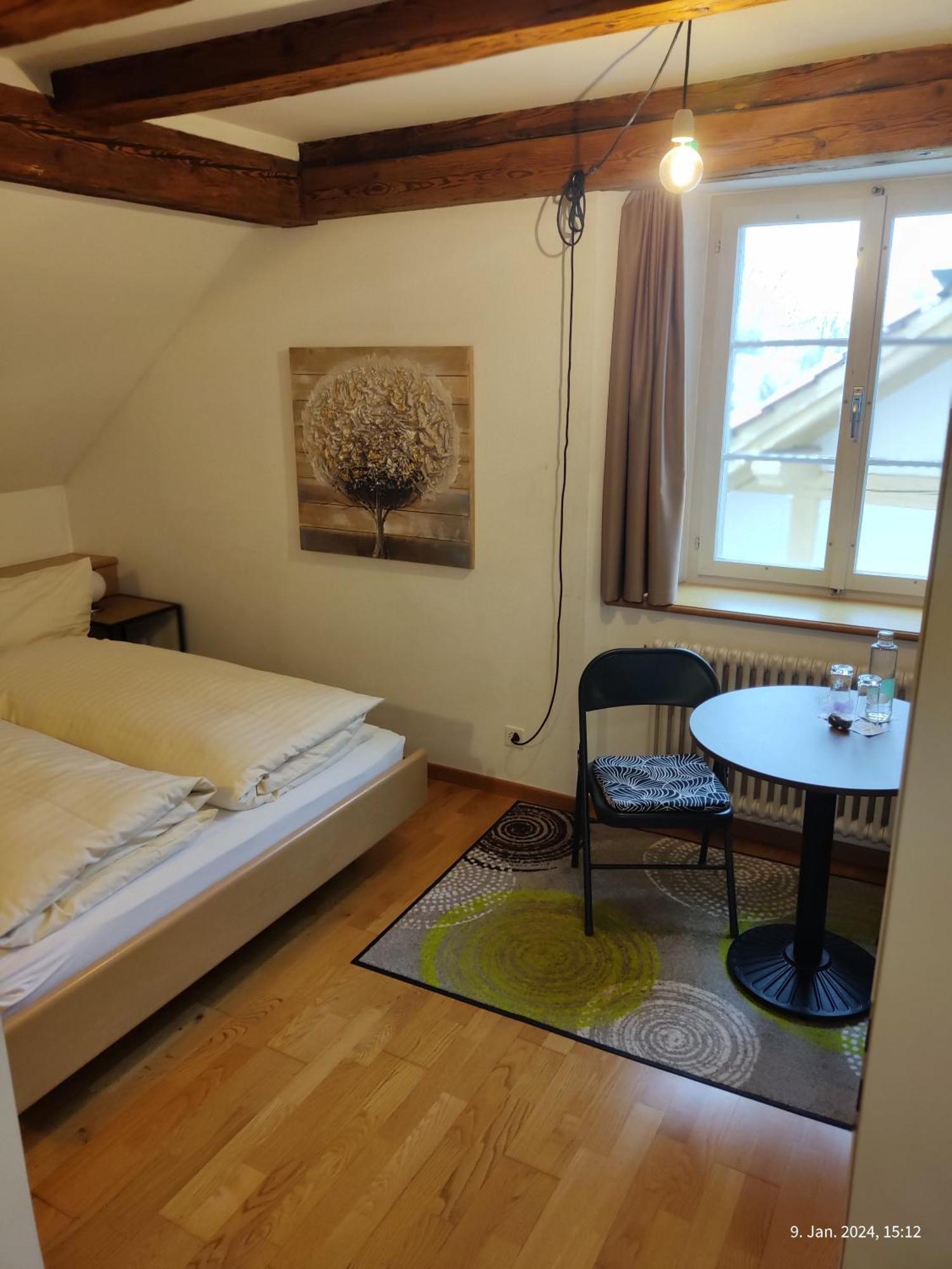 Gasthaus "Hotel Hirschen" Beromünster Екстериор снимка